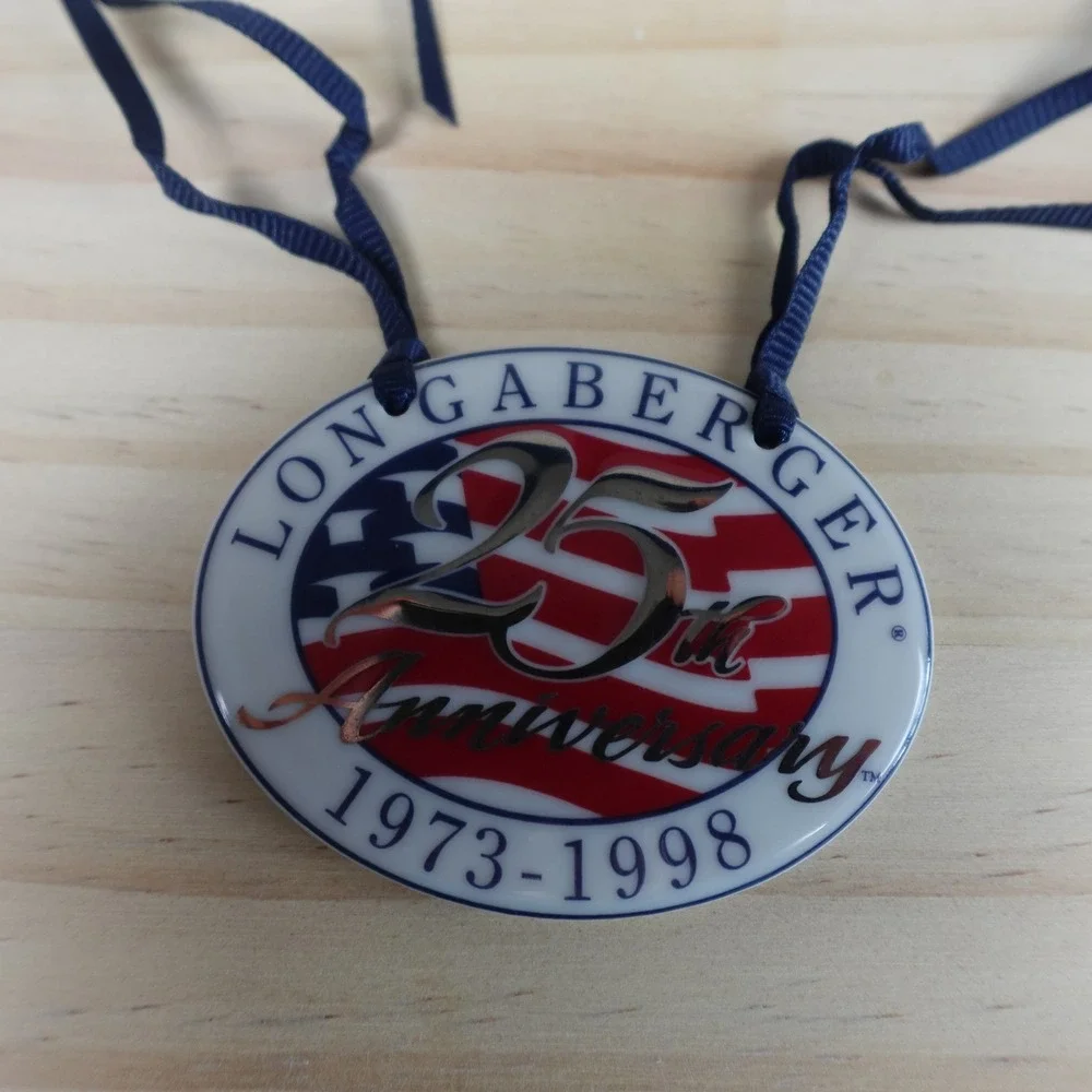 Longaberger 1998 Collectors Club 25th Anniversary Tie On Porcelain Flag Charm